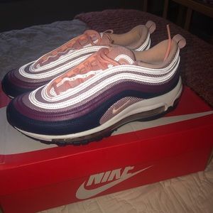 NIKE AIR MAX 97 *WORN ONCE*